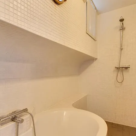 Appartement Montelbaan Houseboat Amsterdam