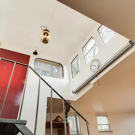 Montelbaan Houseboat Amszterdam