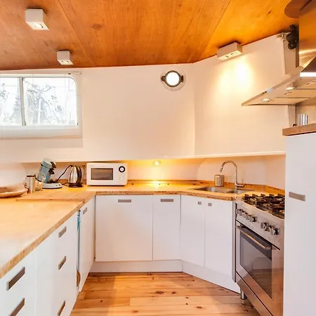 Apartman Montelbaan Houseboat Amszterdam