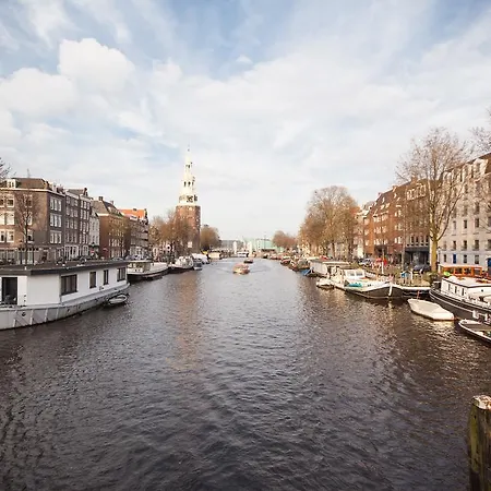 Apartman Montelbaan Houseboat